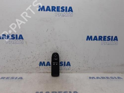 Interruttore CITROËN C3 II (SC_) 1.2 VTi 82 (82 hp) 31479941