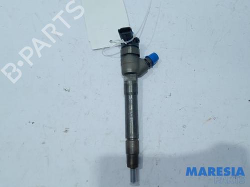 Used Injector RENAULT TRAFIC III Van (FG_) 1.6 dCi 140 (FGMA, FGMC) (140 hp) 31472102