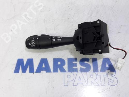 Used Steering column stalk RENAULT CAPTUR I (J5_, H5_) 1.2 TCe 120 (120 hp) 31424115
