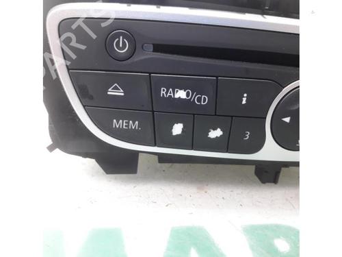 Radio RENAULT TWINGO II (CN0_) 1.2 16V (CN04, CN0B) | BP31503488E6