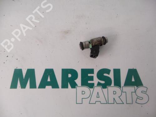 Used Injector FIAT DOBLO MPV (119_, 223_) 1.2 (223AXA1A) (65 hp) 31396555