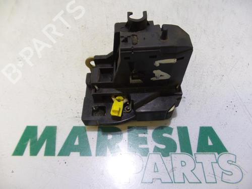electronic-module-renault-scenic-i-mpv-ja01_-fa0_-1999-2000-2001-2002-2003-2004-2005-2006-2007-2008-2009-2010-31386711 main image