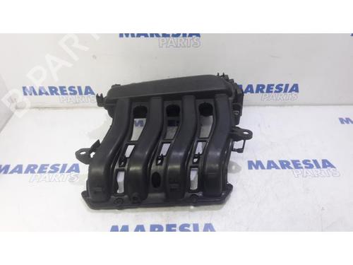 Injection rail RENAULT SCÉNIC II (JM0/1_) 1.6 16V (JM1R) | BP31472181M98