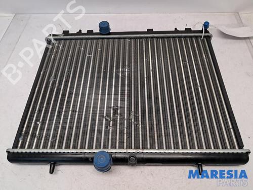 Used Water radiator PEUGEOT 5008 (0U_, 0E_) 1.6 HDi (114 hp) 31451545