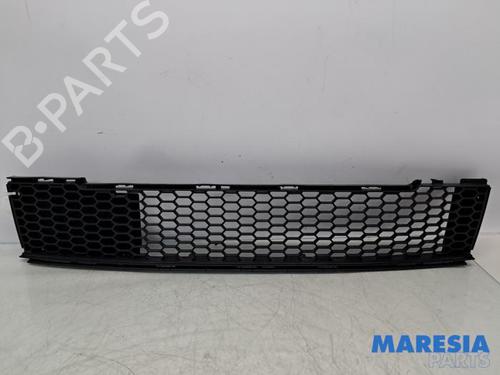 Grill Grill FIAT 500 (312_) 1.2 (312AXA1A) (69 hp) 31632067 31632067
