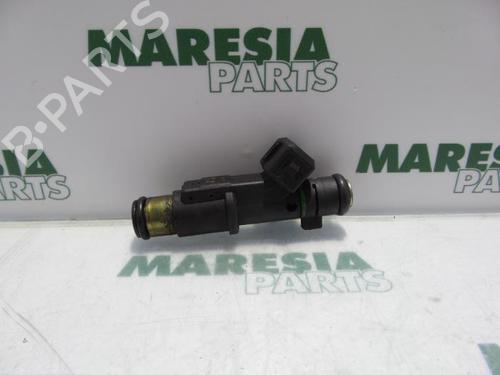 injector-peugeot-406-8b-1995-1996-1997-1998-1999-2000-2001-2002-2003-2004-2005-31502937 main image