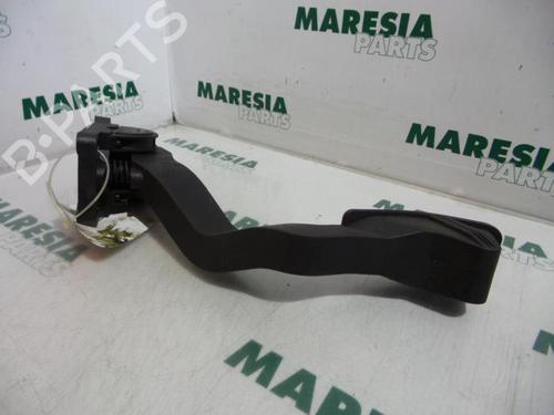 electronic-module-peugeot-307-3ac-2000-2001-2002-2003-2004-2005-2006-2007-2008-2009-2010-2011-2012-31410808 main image