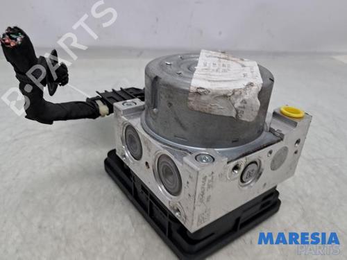 ABS pump RENAULT MEGANE IV Hatchback (B9A/M/N_) 1.2 TCe 130 (B9MR) | BP32011944M43