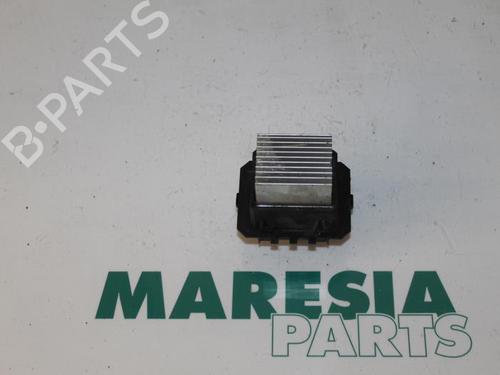 Used Electronic sensor RENAULT MEGANE III Grandtour (KZ0/1) 1.5 dCi (KZ0C, KZ1A) (90 hp) 31519641