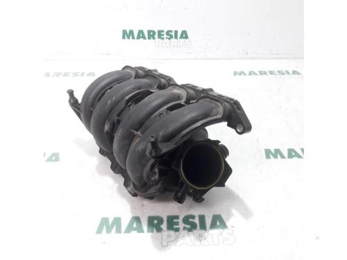 Injection rail CITROËN C3 Picasso (SH_) 1.4 VTi 95 (SH8FSC, SH8FP0, SH8FP6) | BP31534631M98 - Image 2