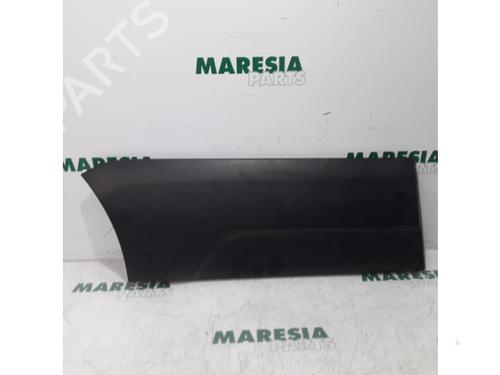Used Door moulding trim FIAT FIORINO Box Body/MPV (225_) 1.3 D Multijet (225BXD1A, 225BXB1A, 225BXB11) (75 hp) 31430387