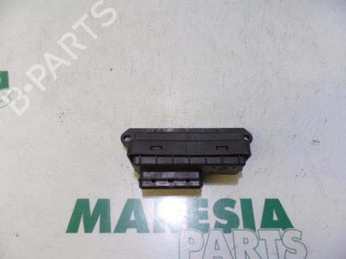 Used Electronic sensor ALFA ROMEO 146 (930_) 1.9 TD (930.B4A) (90 hp) 31481068