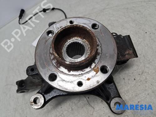Used Left front steering knuckle RENAULT CAPTUR I (J5_, H5_) 1.2 TCe 120 (120 hp) 31816539