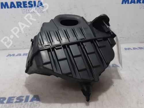 Used Air filter box RENAULT MEGANE III Grandtour (KZ0/1) 1.4 TCe (KZ0F, KZ1V) (130 hp) 31522460