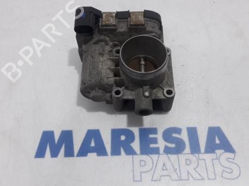 Used Throttle body FIAT 500 C (312_) 1.2 (312CXA1A, 312AXA1A) (69 hp) 31384098