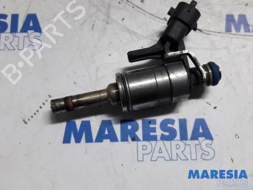 Used Injector PEUGEOT 508 SW I (8E_) 1.6 THP (156 hp) 31484765