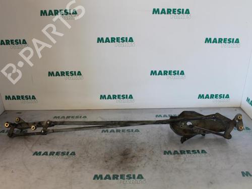 Used Front wipers mechanism RENAULT ESPACE IV (JK0/1_) 2.2 dCi (JK0H) (150 hp) 31389853
