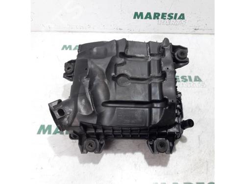 Air filter box RENAULT TRAFIC II Van (FL) 2.0 dCi 90 (FL0H, FL00, FL01, FL0M, FL0P, FL0S) | BP31476100M87