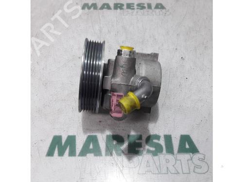 Used Steering pump FIAT DOBLO Cargo (263_) 1.3 D Multijet (263ZXT1A, 263WXT1A, 263ZYA1A, 263WYA1A) (80 hp) 31421723