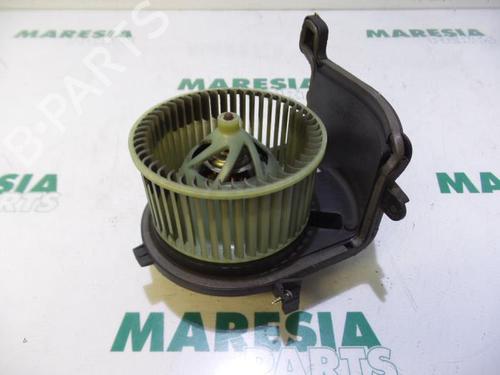 Used Heater blower motor RENAULT CLIO II (BB_, CB_) 1.4 16V (B/CB0P, BB13) (98 hp) 31462431
