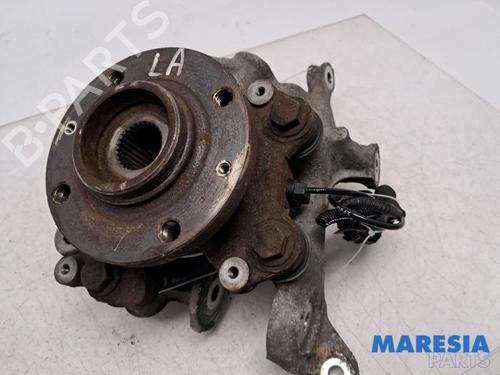 Used Left rear steering knuckle Left rear steering knuckle PEUGEOT 3008 I MPV (0U_) 2.0 HDi Hybrid4 (0URHCA) (200 hp) 39932608 39932608