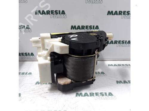 Used Front right seatbelt FIAT PUNTO (188_) 1.2 60 (188.030, .050, .130, .150, .230, .250) (60 hp) 31446822