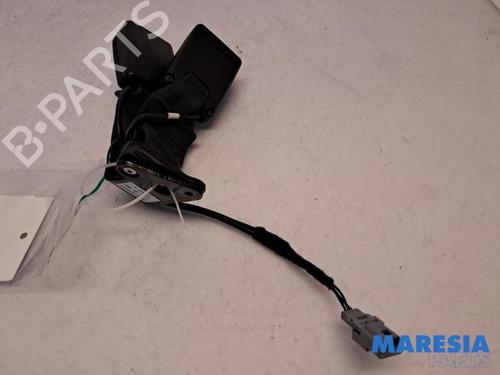 seat-buckle-renault-clio-iv-grandtour-kh_-2012-2013-2014-2015-2016-2017-2018-2019-2020-2021-31536903 main image