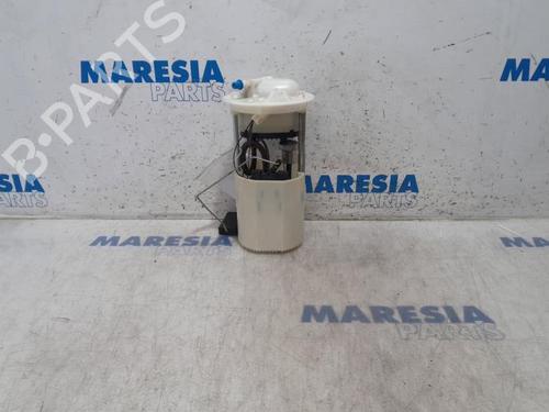 Used Fuel pump FIAT 500 (312_) 1.2 (312AXA1A) (69 hp) 31476969