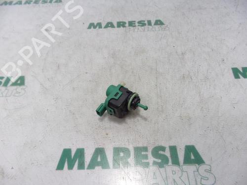 Headlight adjuster motor RENAULT TWINGO III (BCM_, BCA_) 1.0 SCe 70 | BP31422257E19