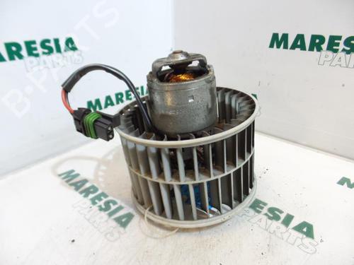 Used Heater blower motor RENAULT ESPACE III (JE0_) 2.0 (JE0A) (114 hp) 31504178