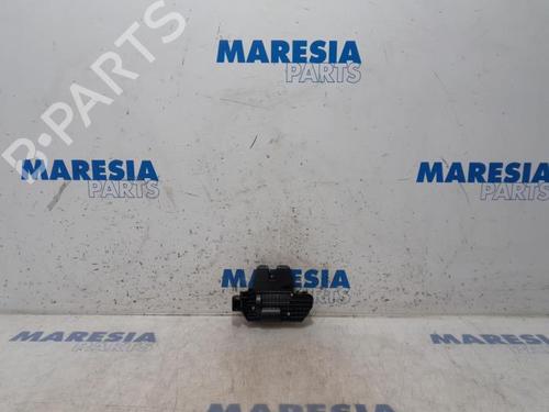 electronic-module-citroen-ds3-convertible-2013-2014-2015-31512225 main image