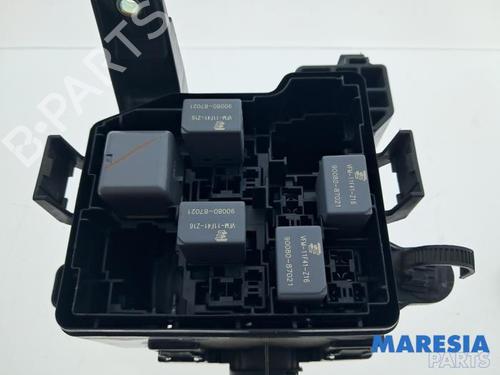 Fuse box PEUGEOT 108 1.0 VTi | BP38489217E1 - Image 4