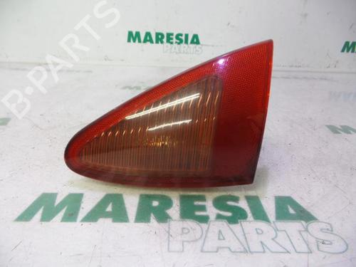 right-taillight-alfa-romeo-147-937_-2000-2001-2002-2003-2004-2005-2006-2007-2008-2009-2010-31458455 main image