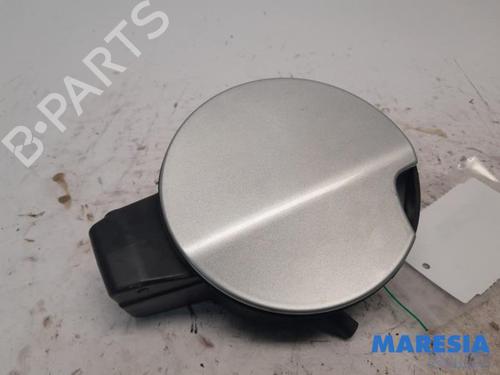 Used Fuel flap PEUGEOT 5008 (0U_, 0E_) 1.6 16V (156 hp) 31445730