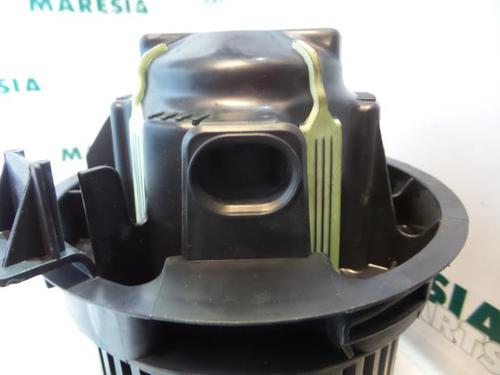 Heater blower motor PEUGEOT 207 (WA_, WC_) 1.4 | BP31505778M62 