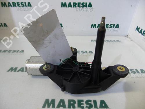 Used Rear wiper motor FIAT PUNTO (188_) 1.2 16V 80 (188.233, .235, .253, .255, .333, .353, .639,... (80 hp) 31388892