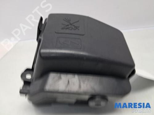 Fuse box RENAULT CLIO IV (BH_) 0.9 TCe 90 (BHNF, BHMA, BHMH, BHJK, BHJR) | BP31491755E1 - Image 3