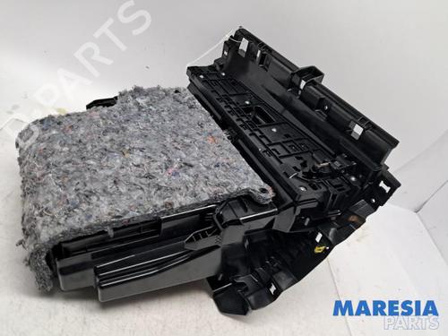 Glove box RENAULT CAPTUR II (HF_) TCe 160 (HFN1) | BP39932798C95 - Image 3