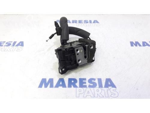 Used Electronic module RENAULT LAGUNA III (BT0/1) 1.5 dCi (BT00, BT0A, BT0T, BT1J) (110 hp) 31492854