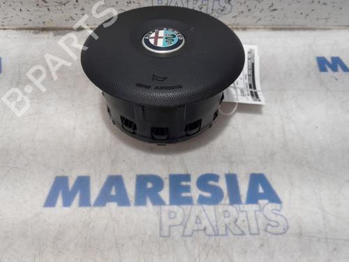 Used Driver airbag Driver airbag ALFA ROMEO 159 (939_) 1.9 JTS (939AXA1B) (160 hp) 31424411 31424411