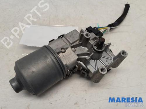Used Front wiper motor Front wiper motor PEUGEOT 208 I (CA_, CC_) 1.4 HDi (68 hp) 31425684 31425684