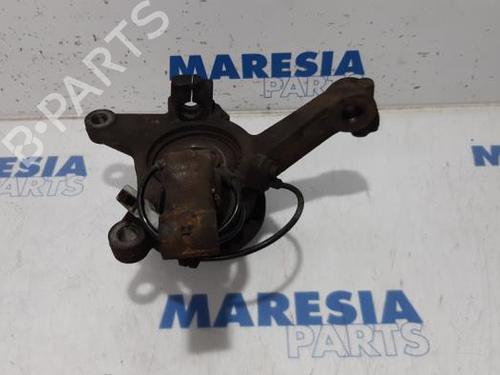 Used Right front steering knuckle CITROËN JUMPY II Van 2.0 HDi 125 (128 hp) 31415634
