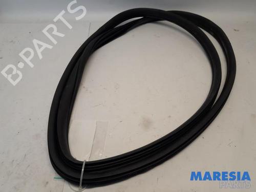 BP31483315C142 main image