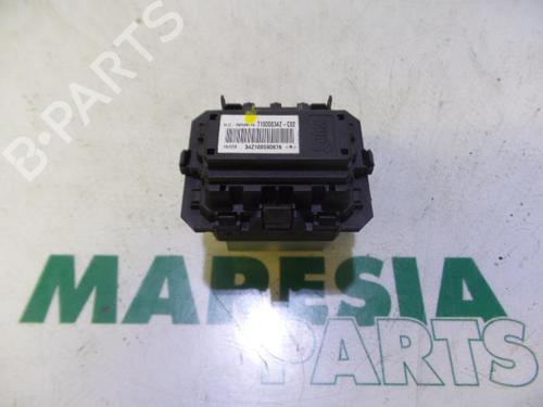 Used Electronic sensor RENAULT CLIO III Grandtour (KR0/1_) 1.2 16V (KR0P) (101 hp) 31505960