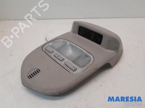 Innerbelysning PEUGEOT 3008 I MPV (0U_) 1.6 THP (156 hp) 31517159