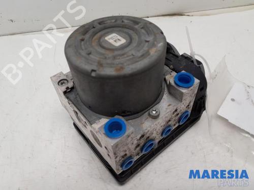 Módulo de ABS OPEL VIVARO B Van (X82) 1.6 CDTI (05) (95 hp) 31487827