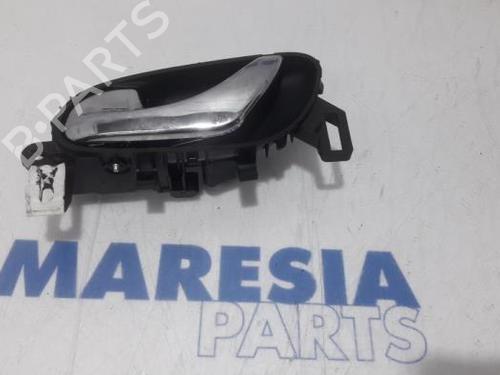 Used Front left exterior door handle RENAULT KADJAR (HA_, HL_) 1.5 dCi 110 (HLA3) (110 hp) 31428355