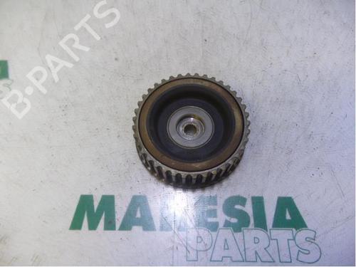 Used Pulley RENAULT SCÉNIC I MPV (JA0/1_, FA0_) 2.0 16V (JA1B, JA1D, JA0C) (139 hp) 31490695