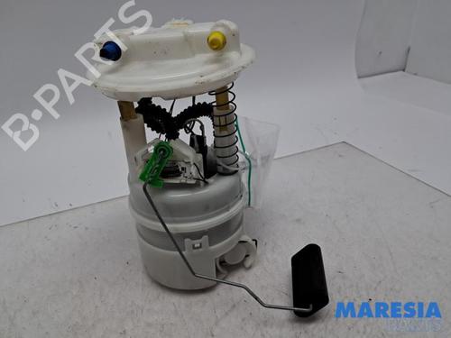 Used Fuel pump RENAULT CLIO IV Grandtour (KH_) 0.9 TCe 90 (90 hp) 31479028