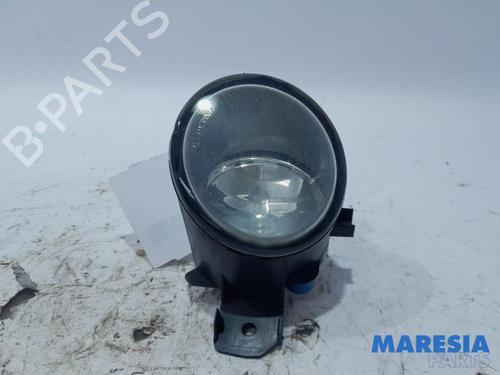 right-front-fog-light-renault-clio-iii-grandtour-kr01_-2007-31392011 main image